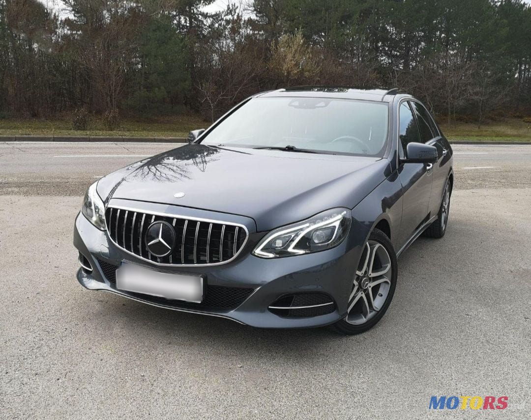 2015' Mercedes-Benz E-Class photo #2