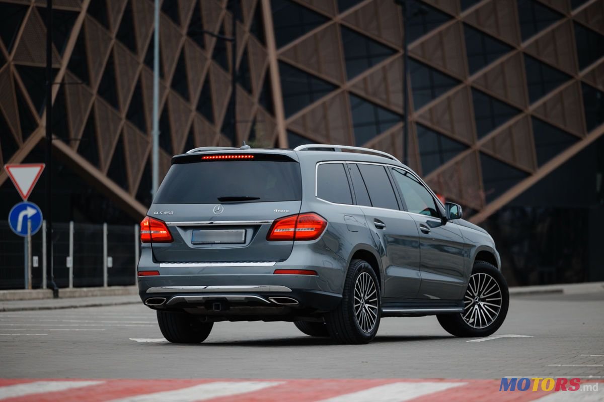 2019' Mercedes-Benz Gls-Class photo #3