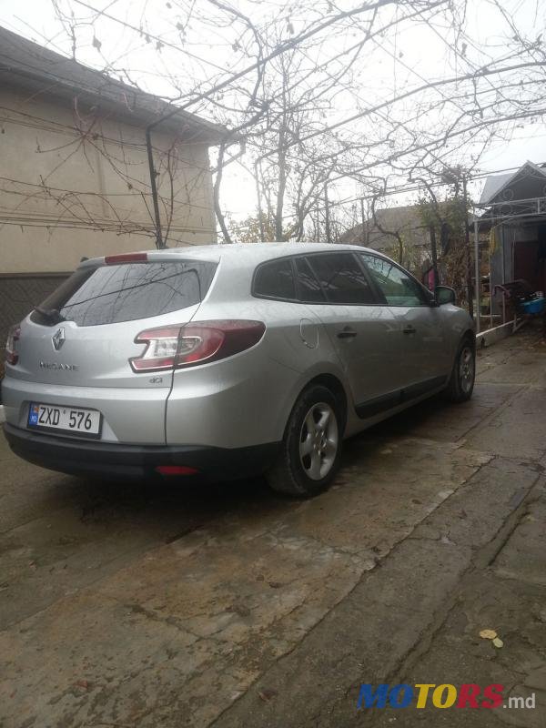2009' Renault Megane photo #2