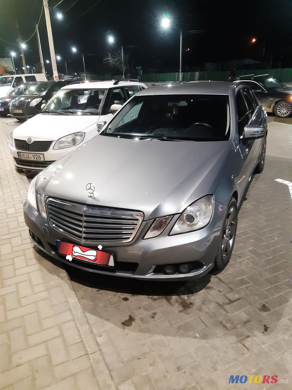 2010' Mercedes-Benz E Класс photo #1