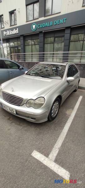 2000' Mercedes-Benz C photo #2