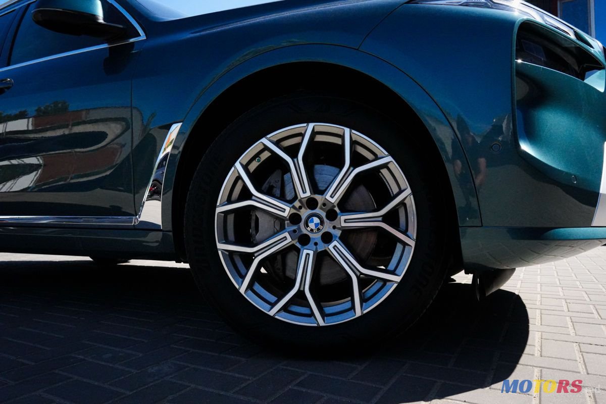 2023' BMW X7 photo #4