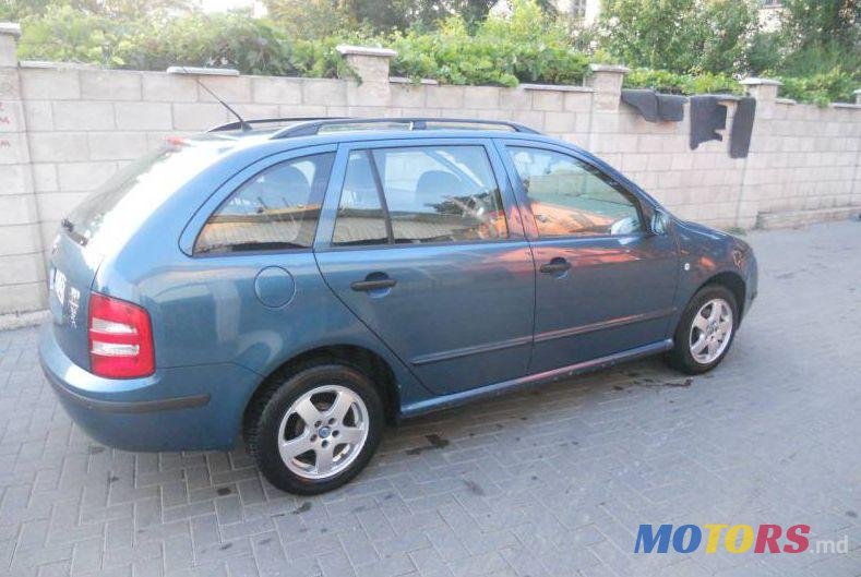 2004' Skoda Fabia photo #1