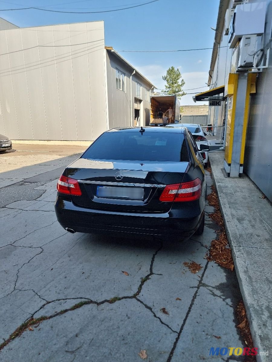 2012' Mercedes-Benz E-Class photo #2