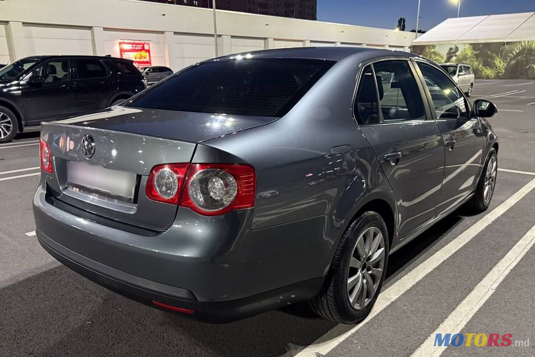 2007' Volkswagen Jetta photo #4