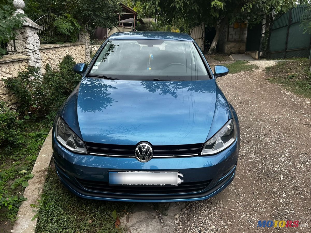 2015' Volkswagen Golf photo #1