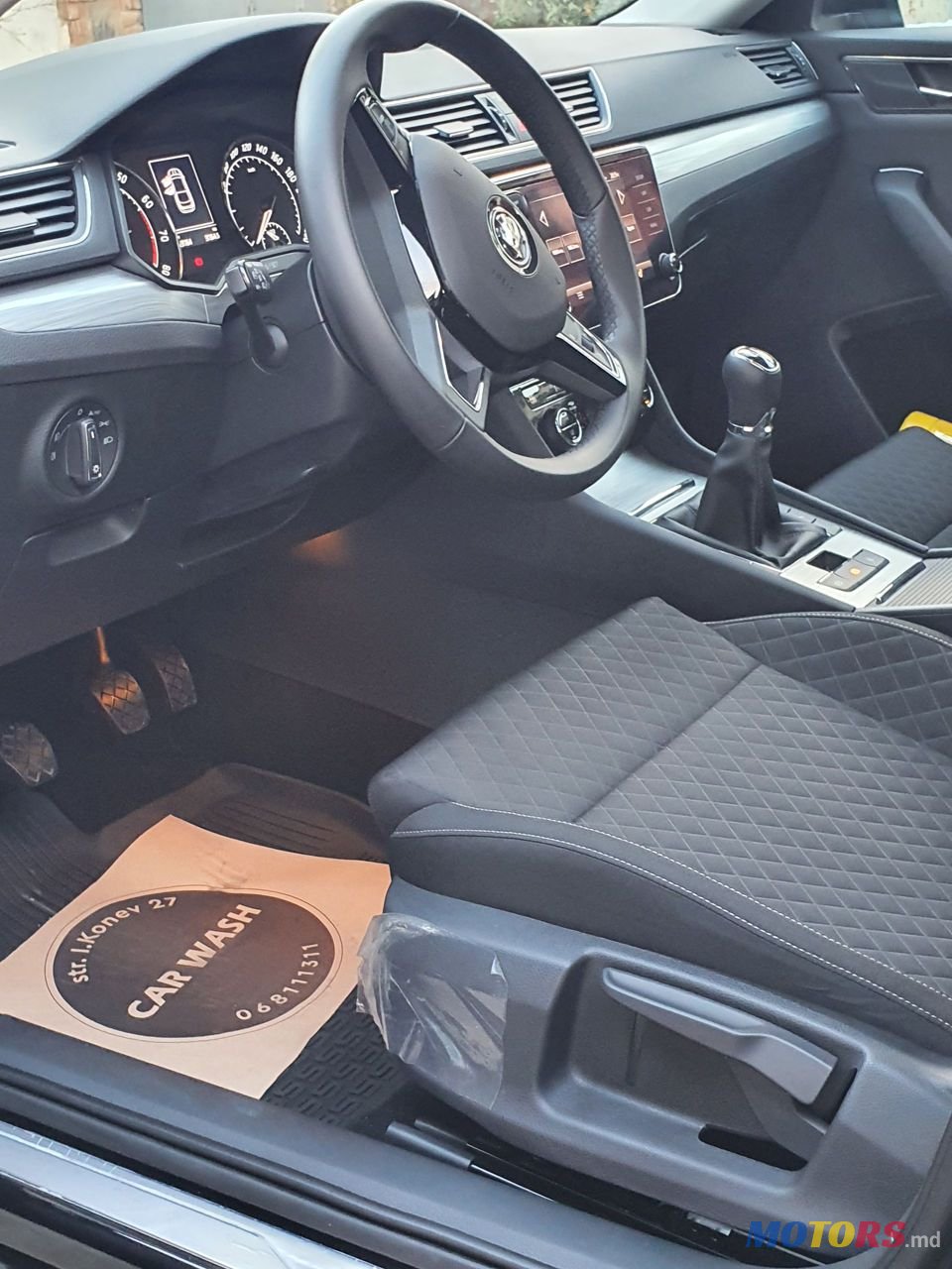 2020' Skoda Superb photo #5