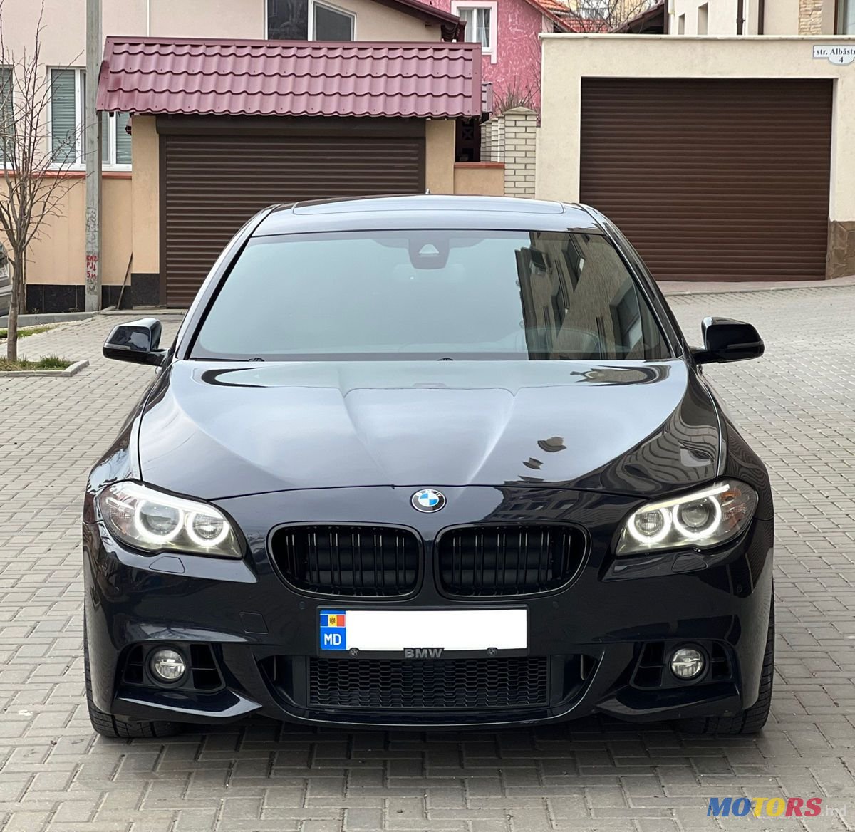 2014' BMW 5 Series photo #2