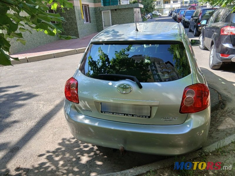 2007' Toyota Auris photo #5