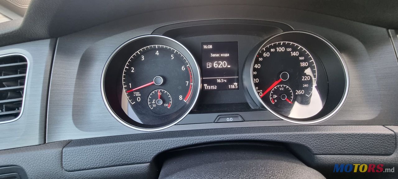 2012' Volkswagen Golf photo #4