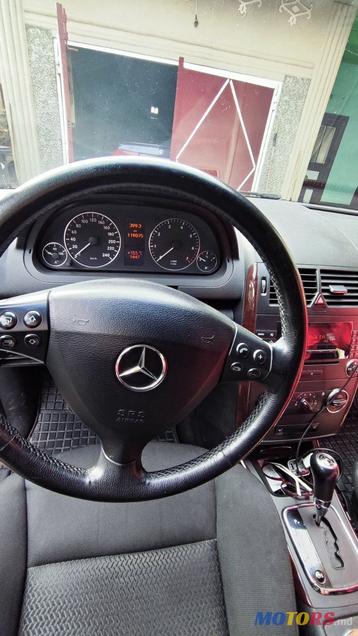 2006' Mercedes-Benz A 150 Elegance photo #5