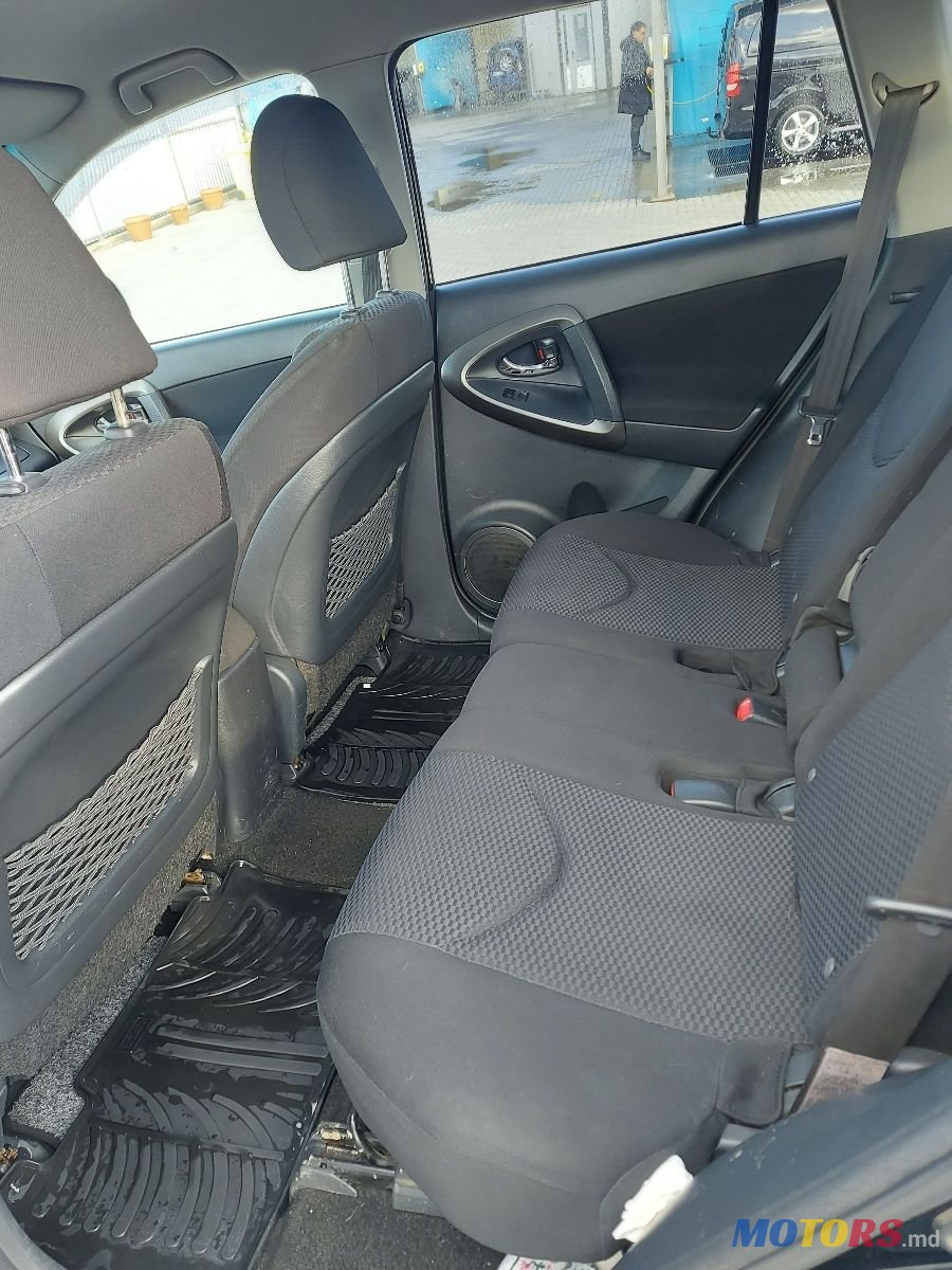 2009' Toyota RAV4 photo #6