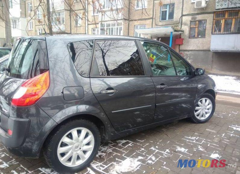 2007' Renault Scenic photo #1
