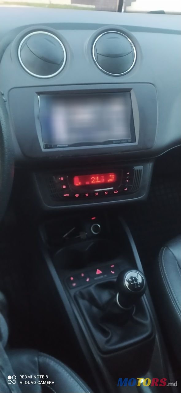 2012' SEAT Ibiza photo #5