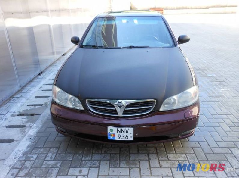 2000' Nissan Maxima photo #1