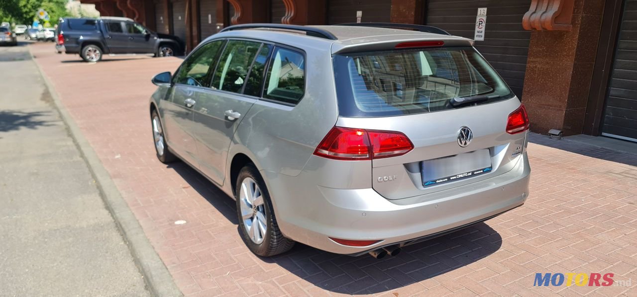 2013' Volkswagen Golf photo #6