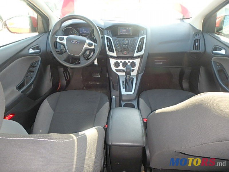 2013' Ford Focus photo #4
