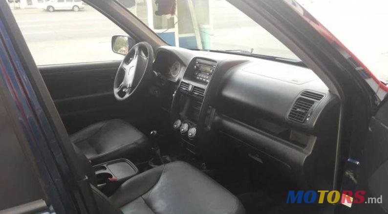 2002' Honda CR-V photo #2