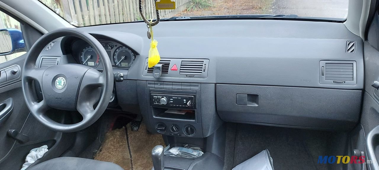 2005' Skoda Fabia photo #5