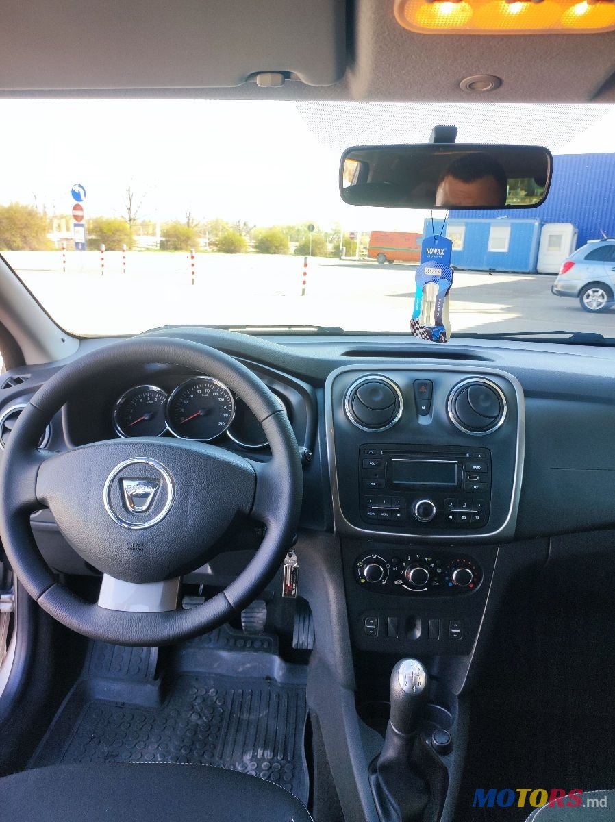 2014' Dacia Logan Mcv photo #2