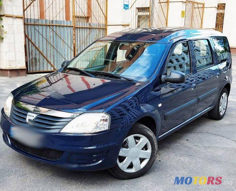 2009' Dacia Logan Mcv photo #1