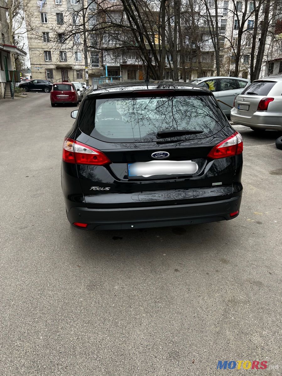 2014' Ford Focus photo #2