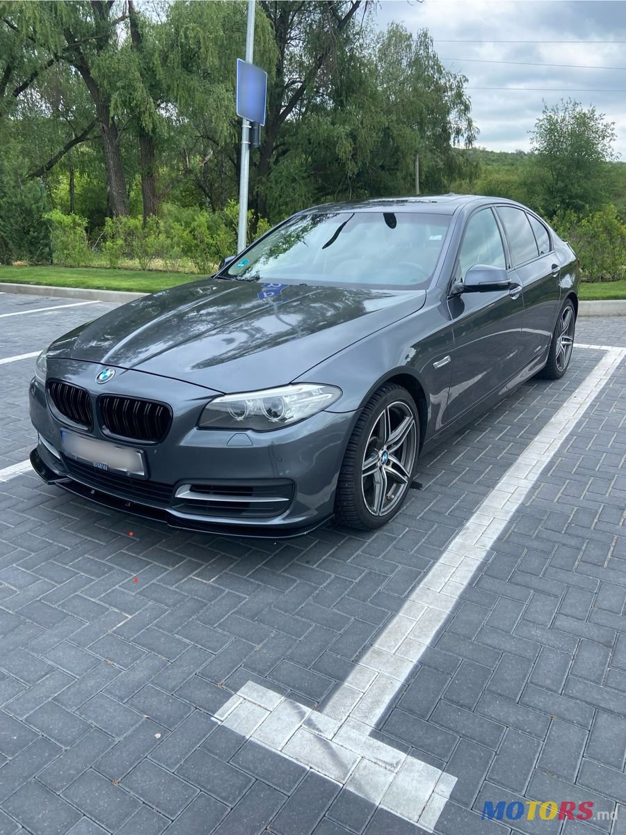 2015' BMW 5 Series photo #2