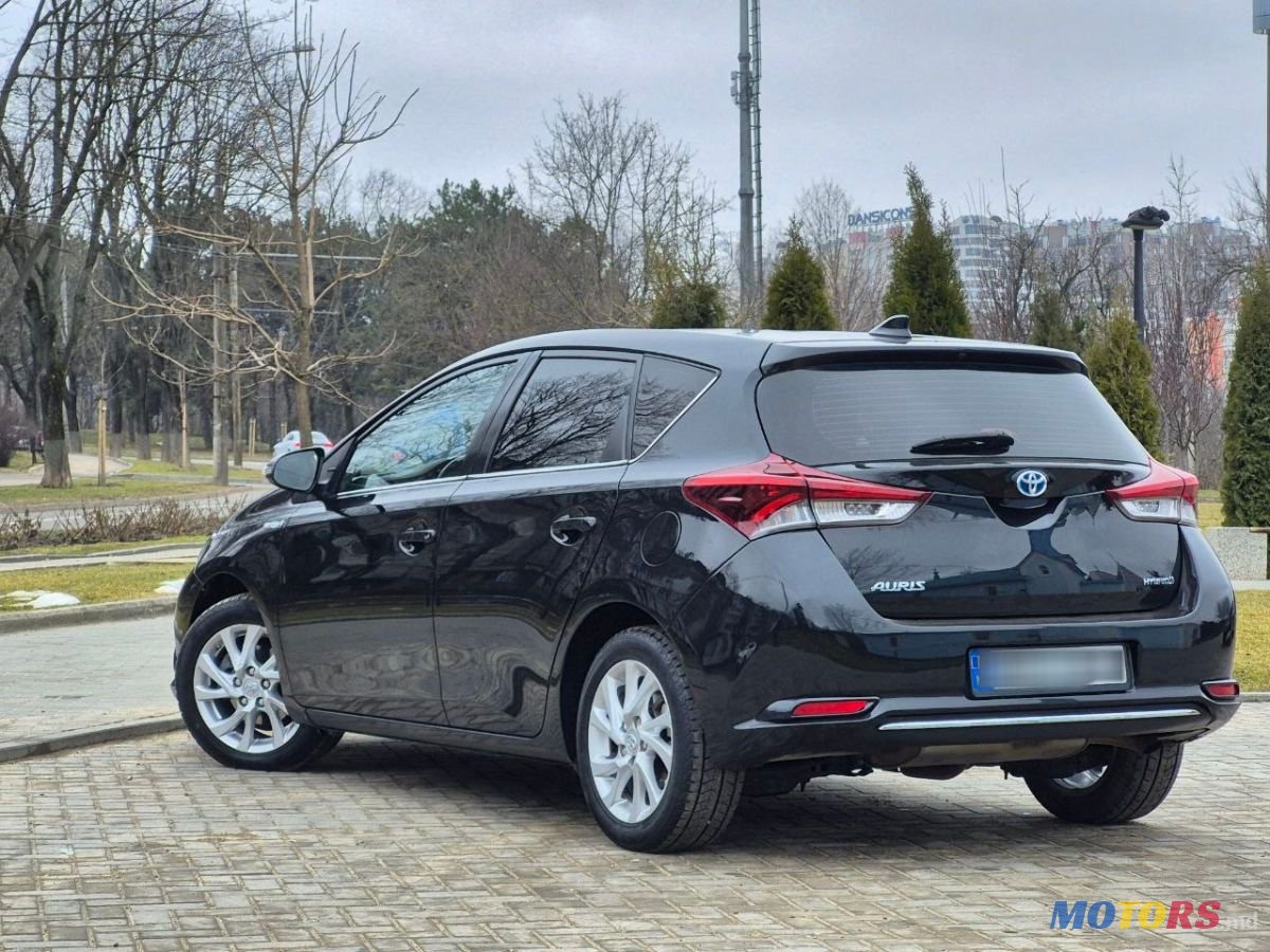 2018' Toyota Auris photo #3