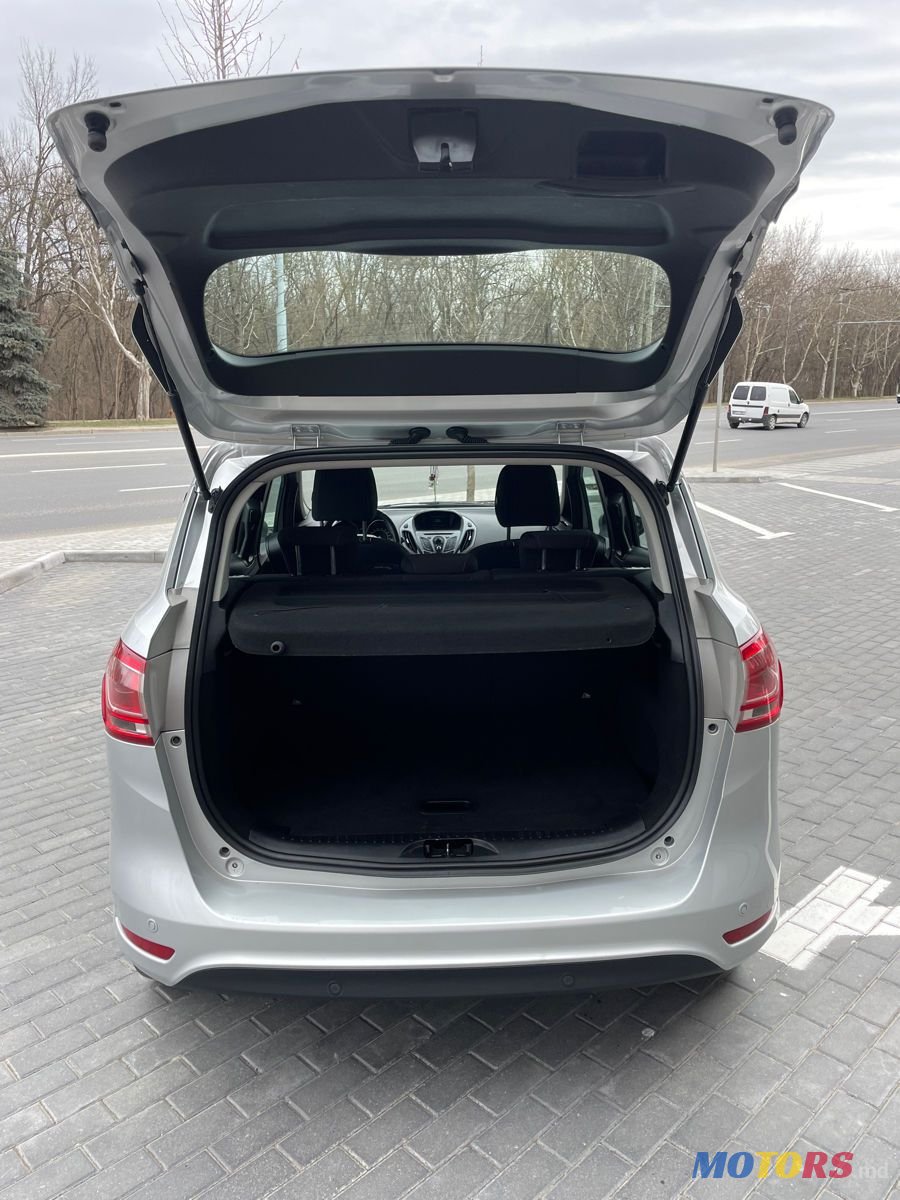 2013' Ford B-MAX photo #6