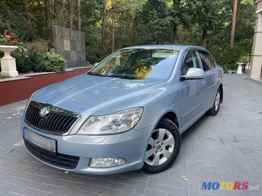 2009' Skoda Octavia photo #2