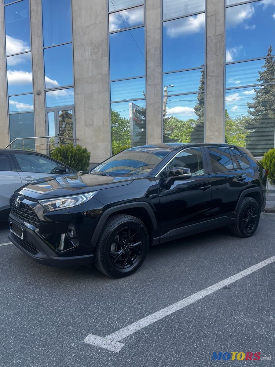2022' Toyota RAV4 photo #1