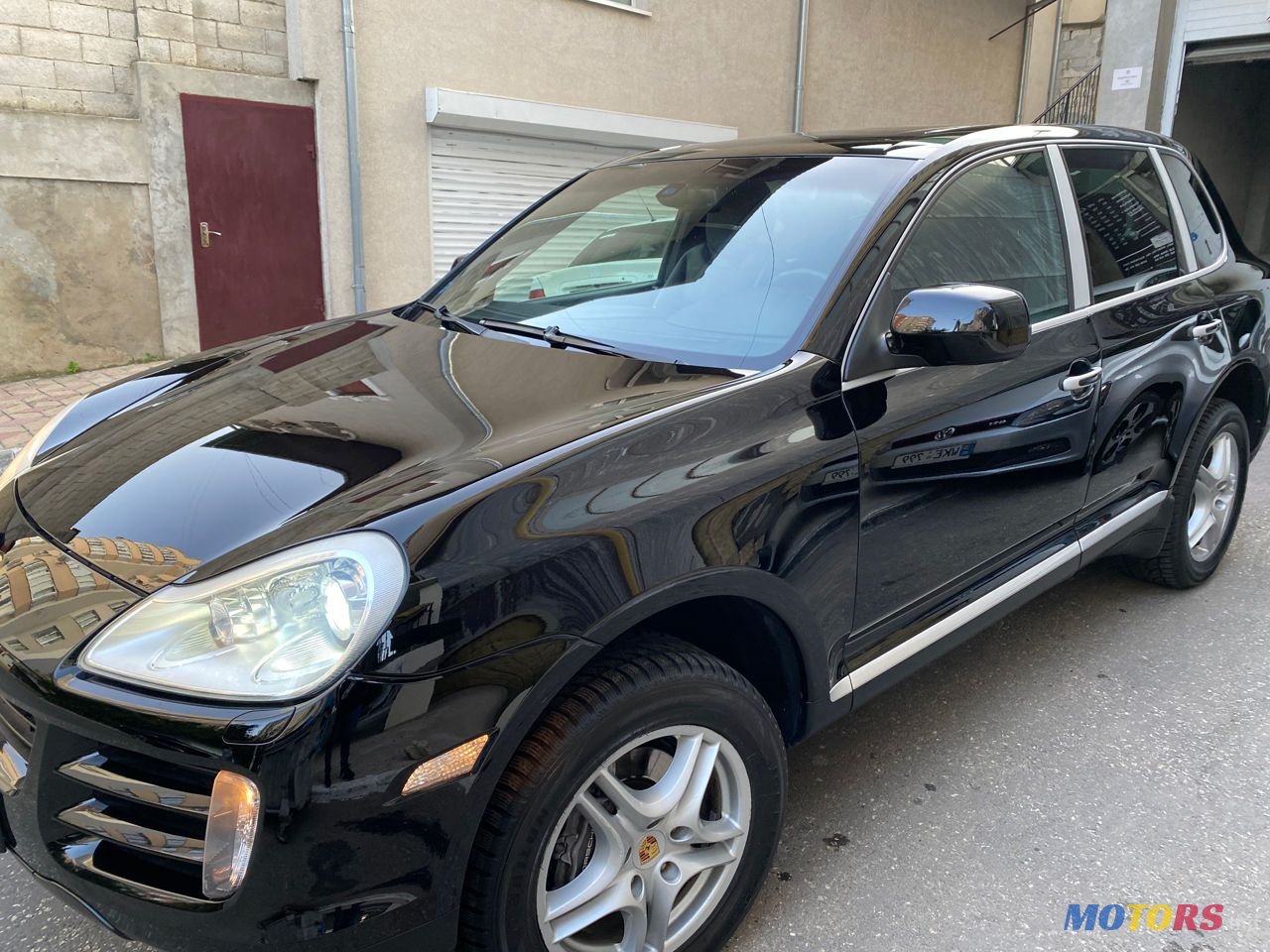 2008' Porsche Cayenne photo #3