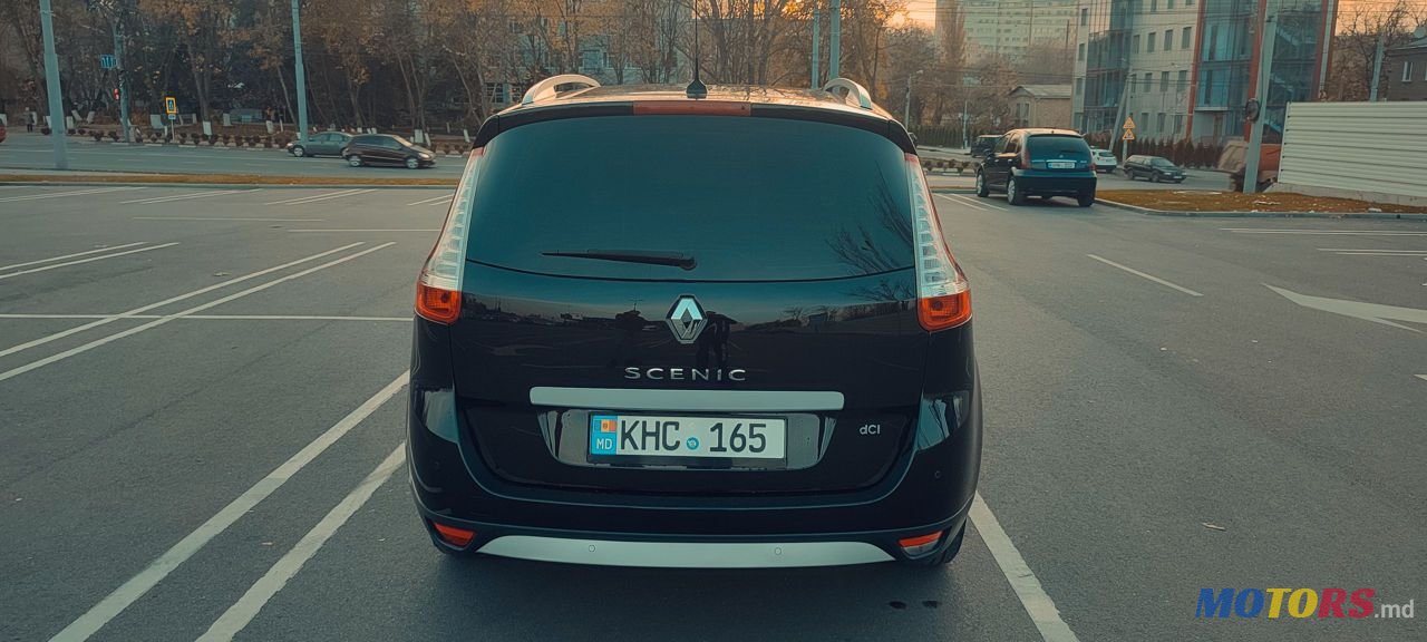 2016' Renault Grand Scenic photo #4