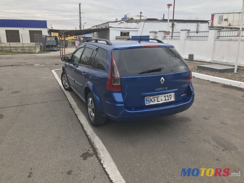 2008' Renault Megane photo #4