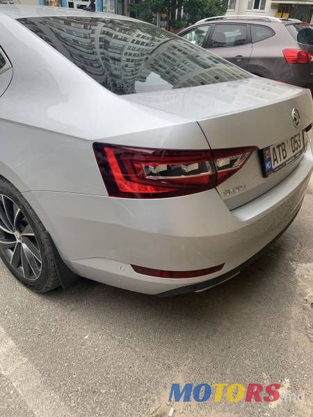 2015' Skoda Superb photo #3