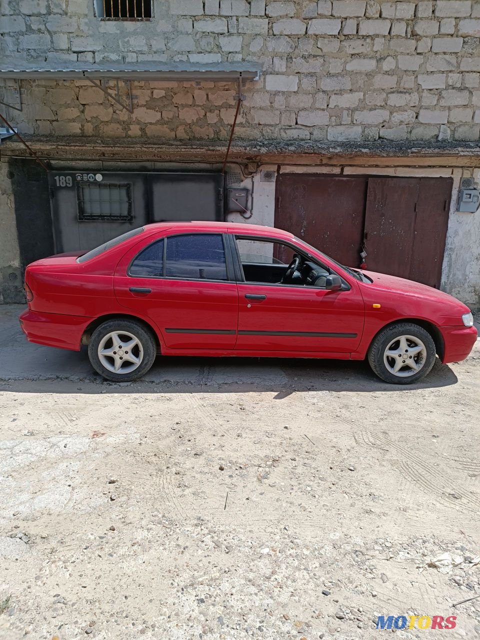 1995' Nissan Almera photo #3