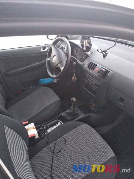 2006' Skoda Fabia photo #5