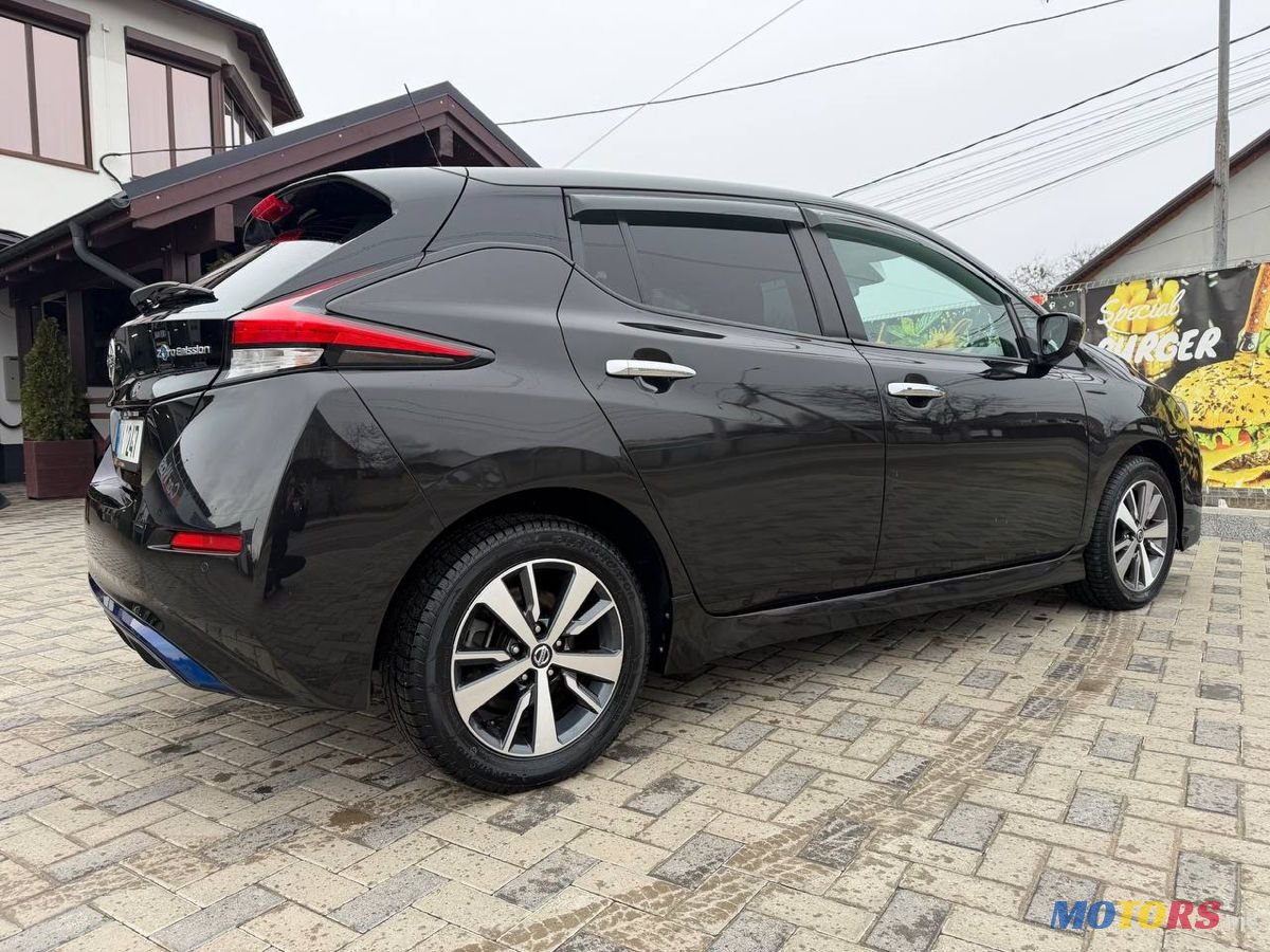 2019' Nissan Leaf photo #2