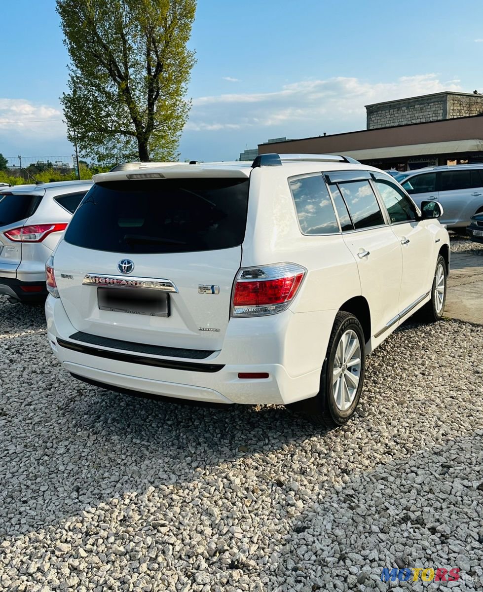 2012' Toyota Highlander photo #4