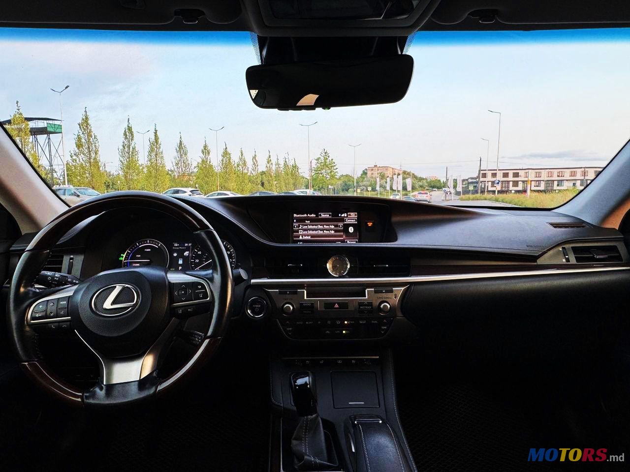 2015' Lexus Es Series photo #5