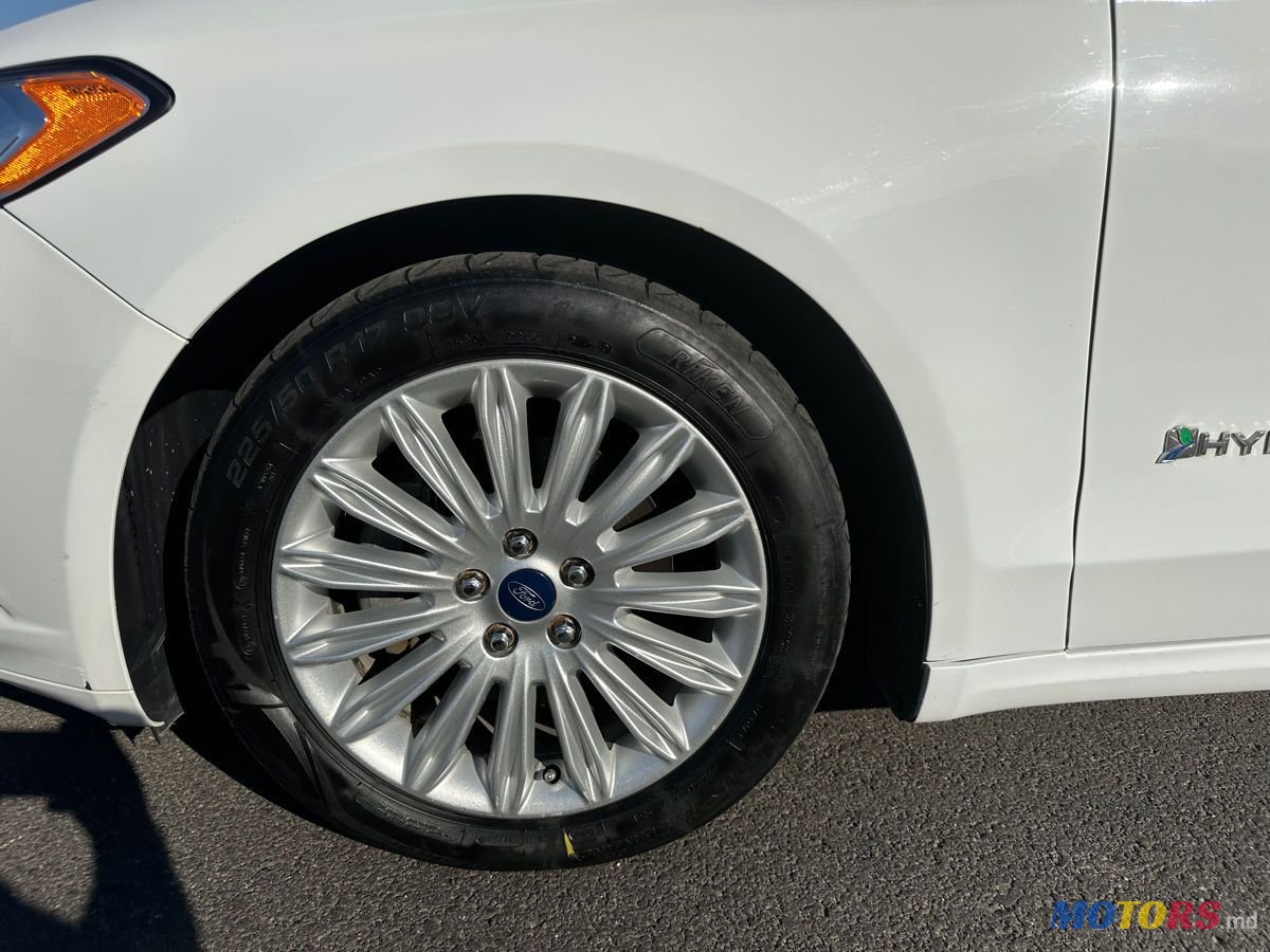 2015' Ford Fusion photo #2