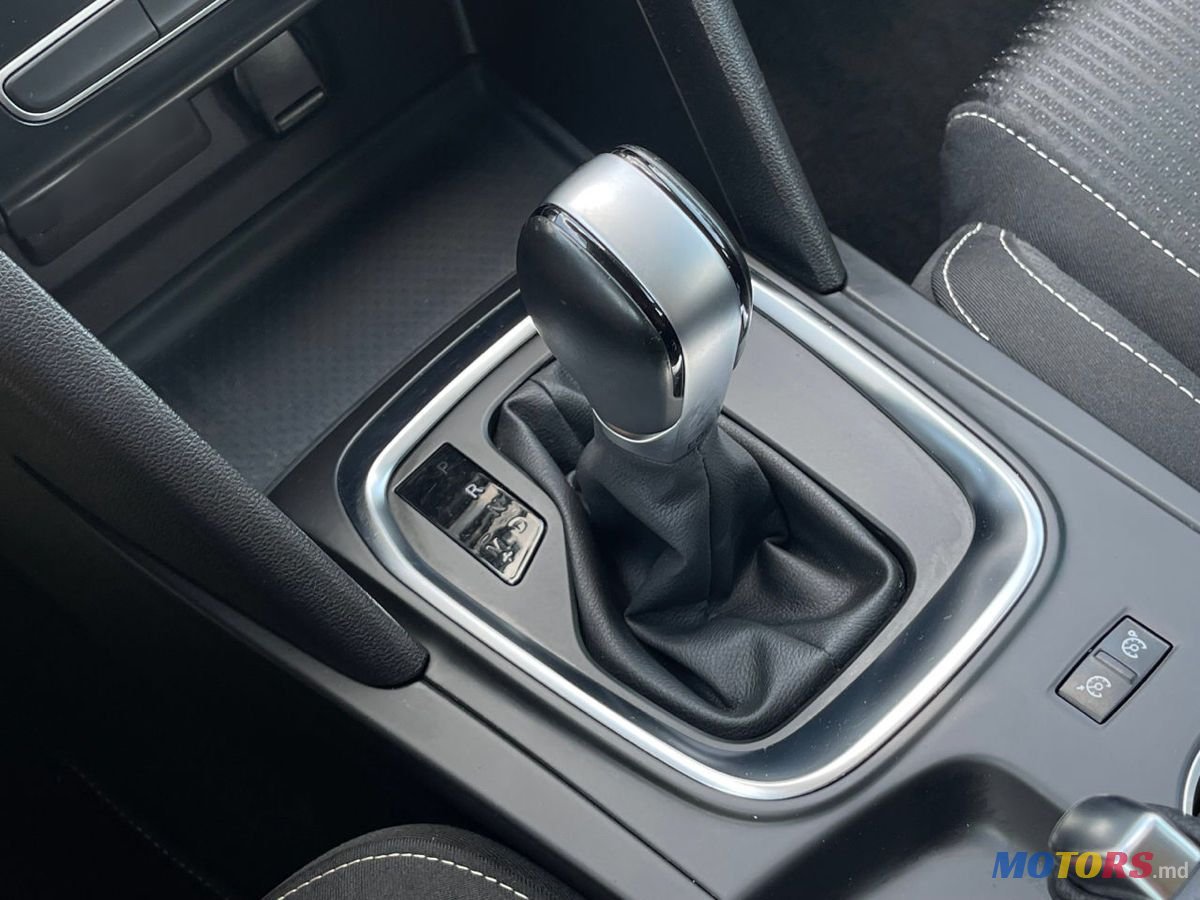 2019' Renault Megane photo #6