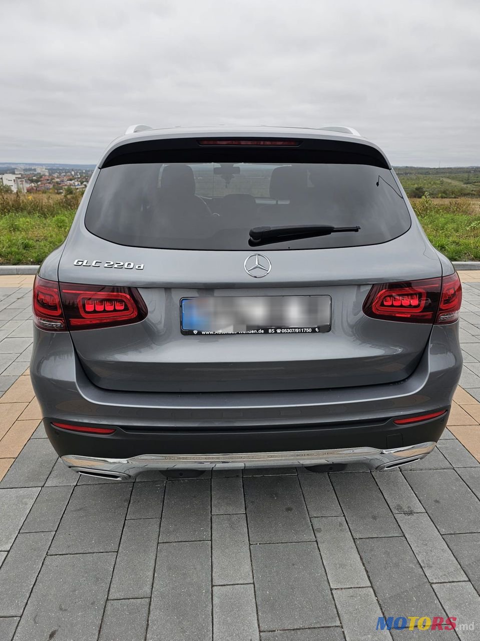 2020' Mercedes-Benz GLC photo #3