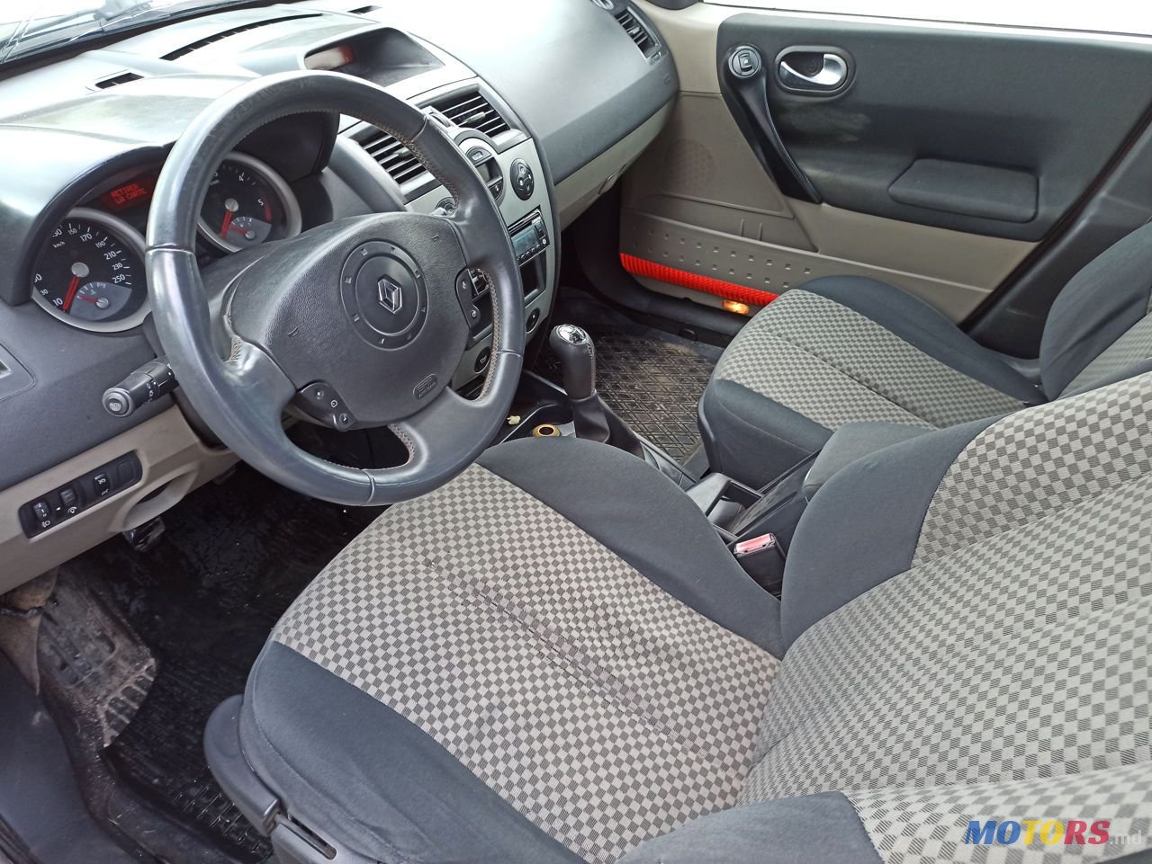 2005' Renault Megane photo #6