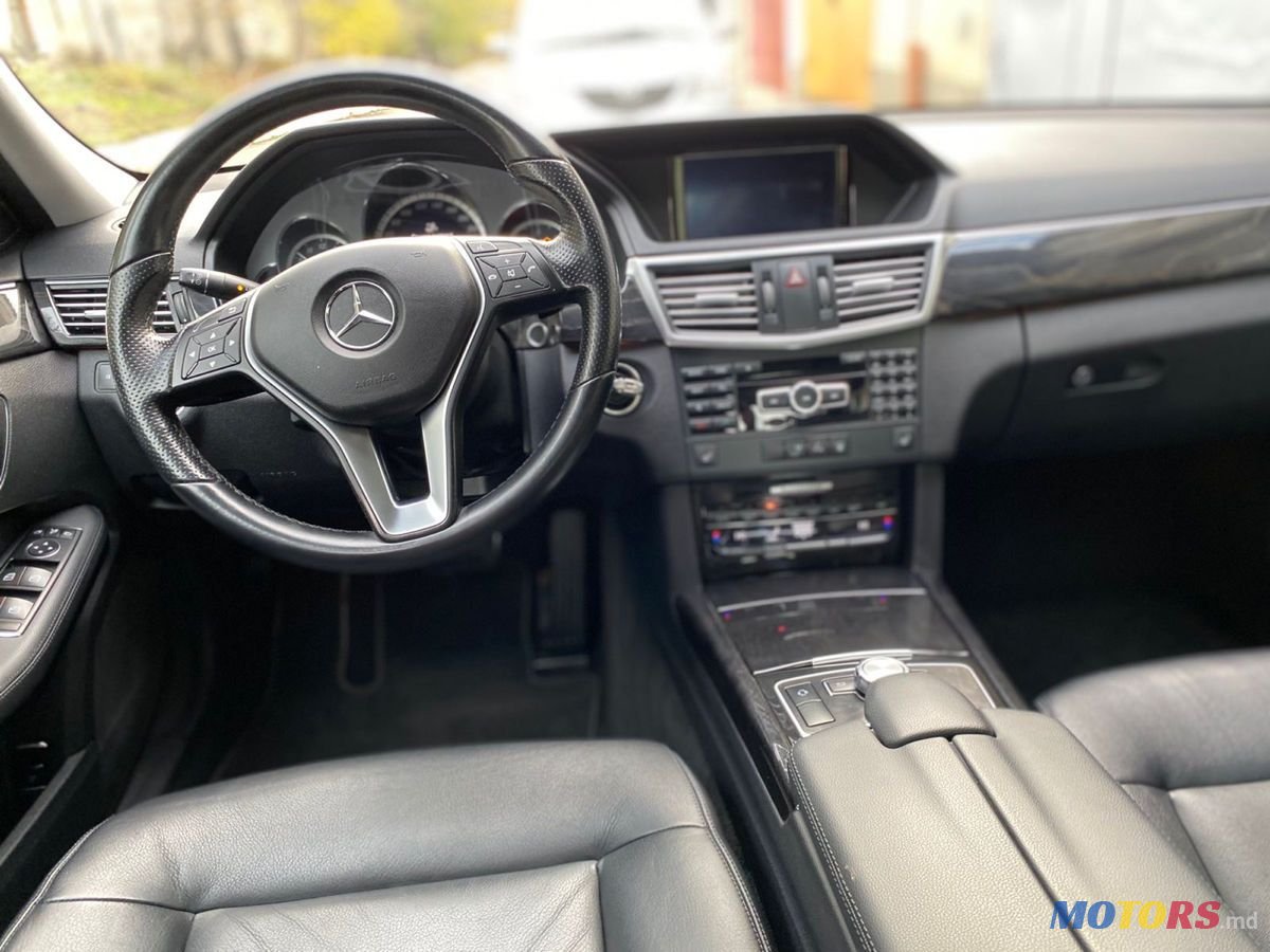 2012' Mercedes-Benz E Класс photo #4