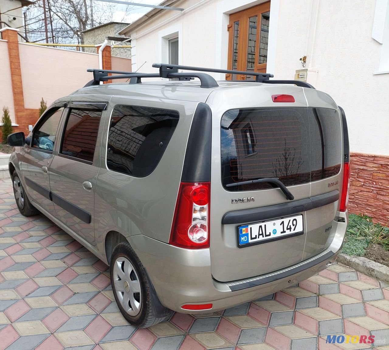 2012' Dacia Logan Mcv photo #6