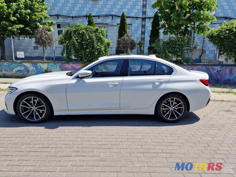 2019' BMW 3 Series photo #5