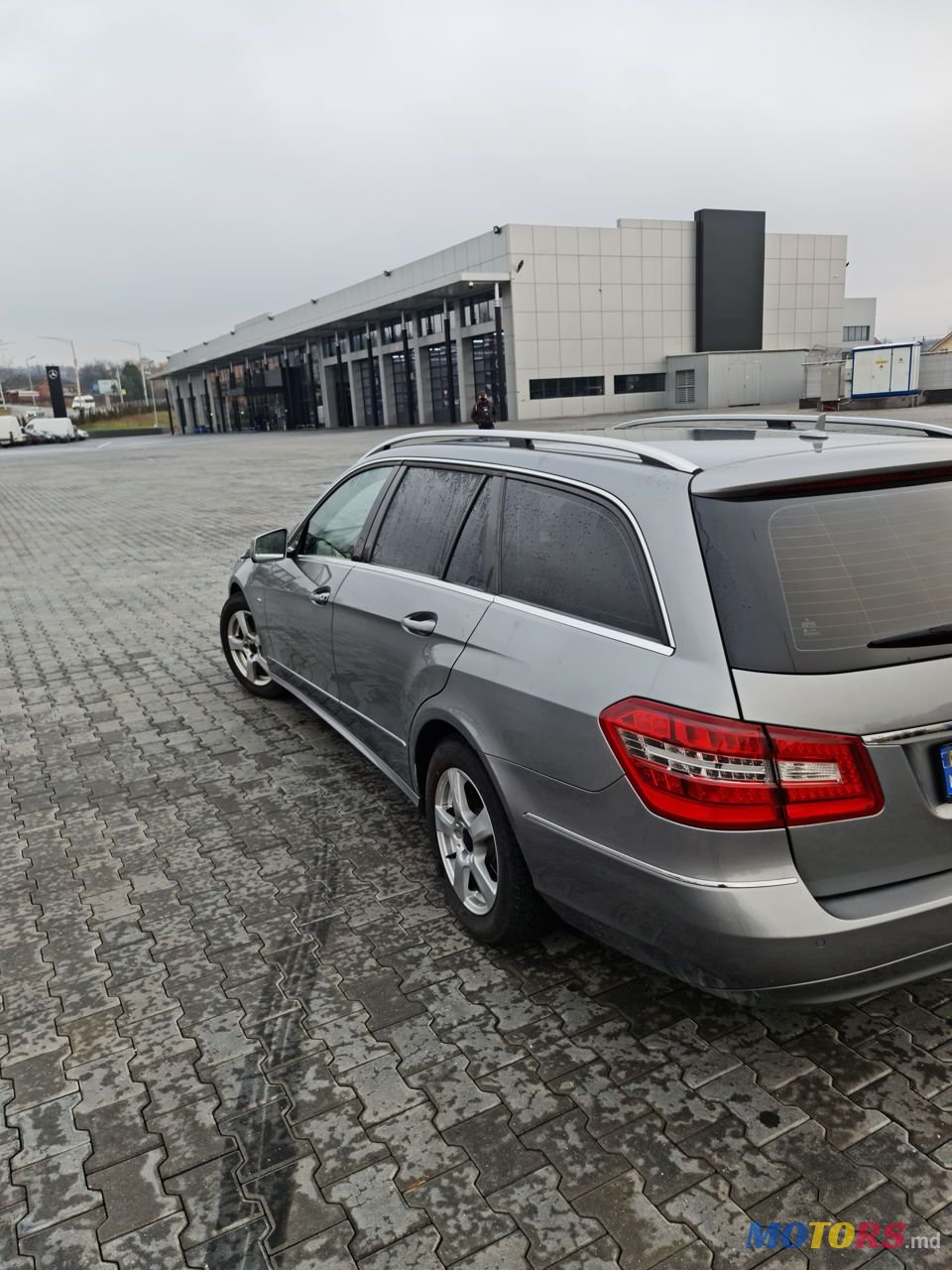 2009' Mercedes-Benz E Класс photo #3