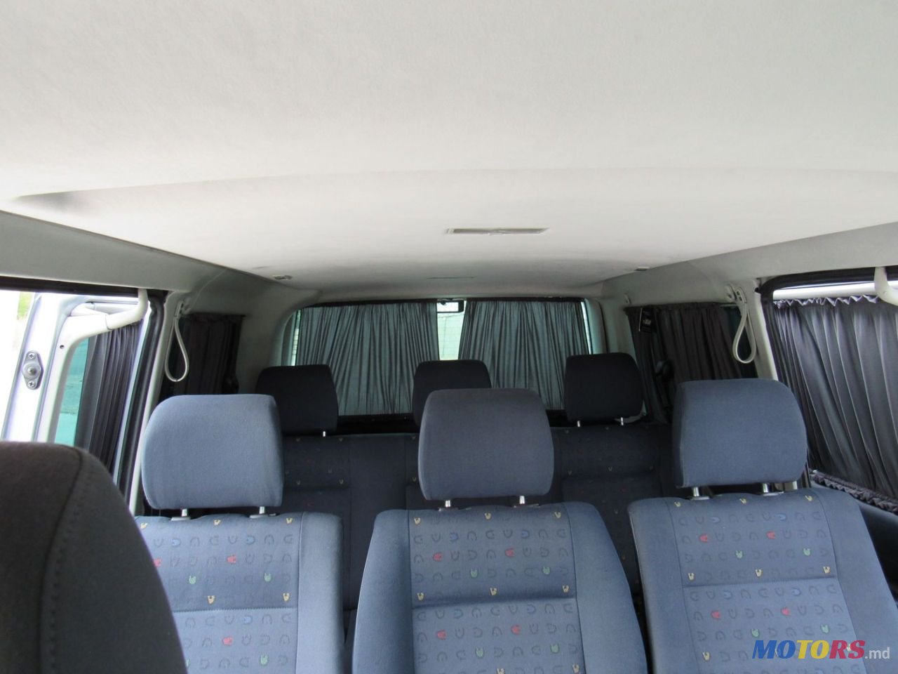 2001' Volkswagen Transporter photo #4