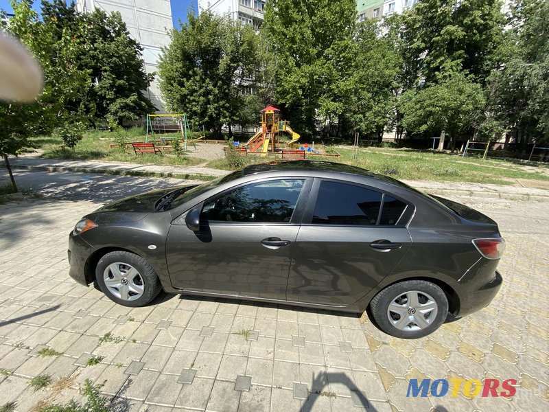 2009' Mazda 3 photo #1